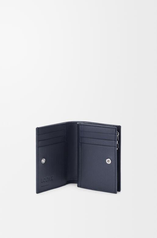 Anagram compact wallet in pebble grained calfskin, , hi-res