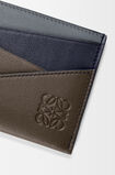 Puzzle plain cardholder in classic calfskin, , hi-res