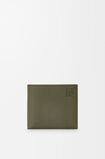 Bifold wallet in soft grained calfskin, , hi-res