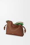 Medium layered Flamenco clutch in nappa calfskin, , hi-res