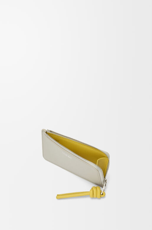 Knot coin cardholder in shiny nappa calfskin, , hi-res