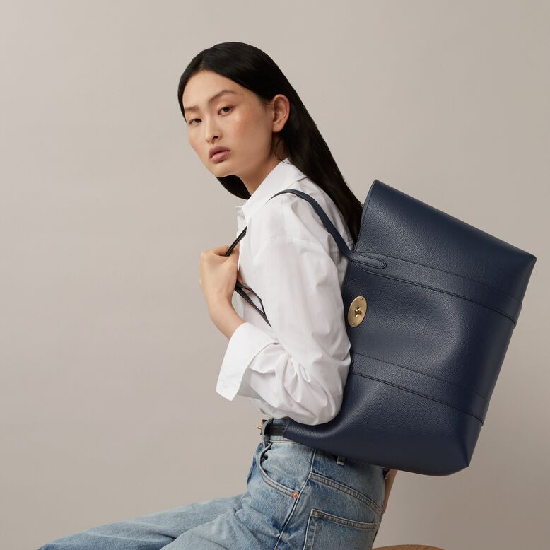 Bayswater Tote, , hi-res