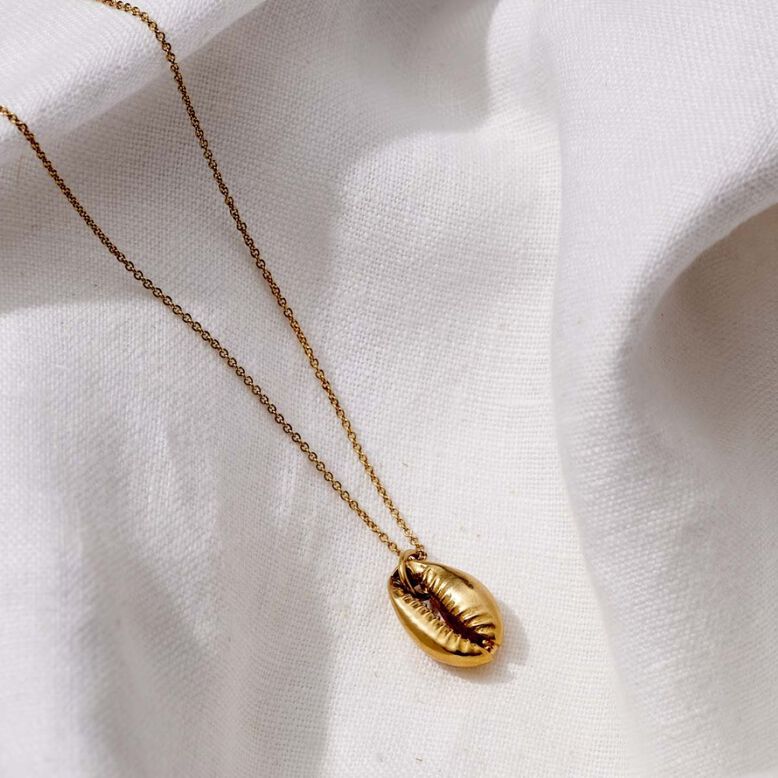 Cowrie Shell Necklace with Yellow Gold Plating, , hi-res