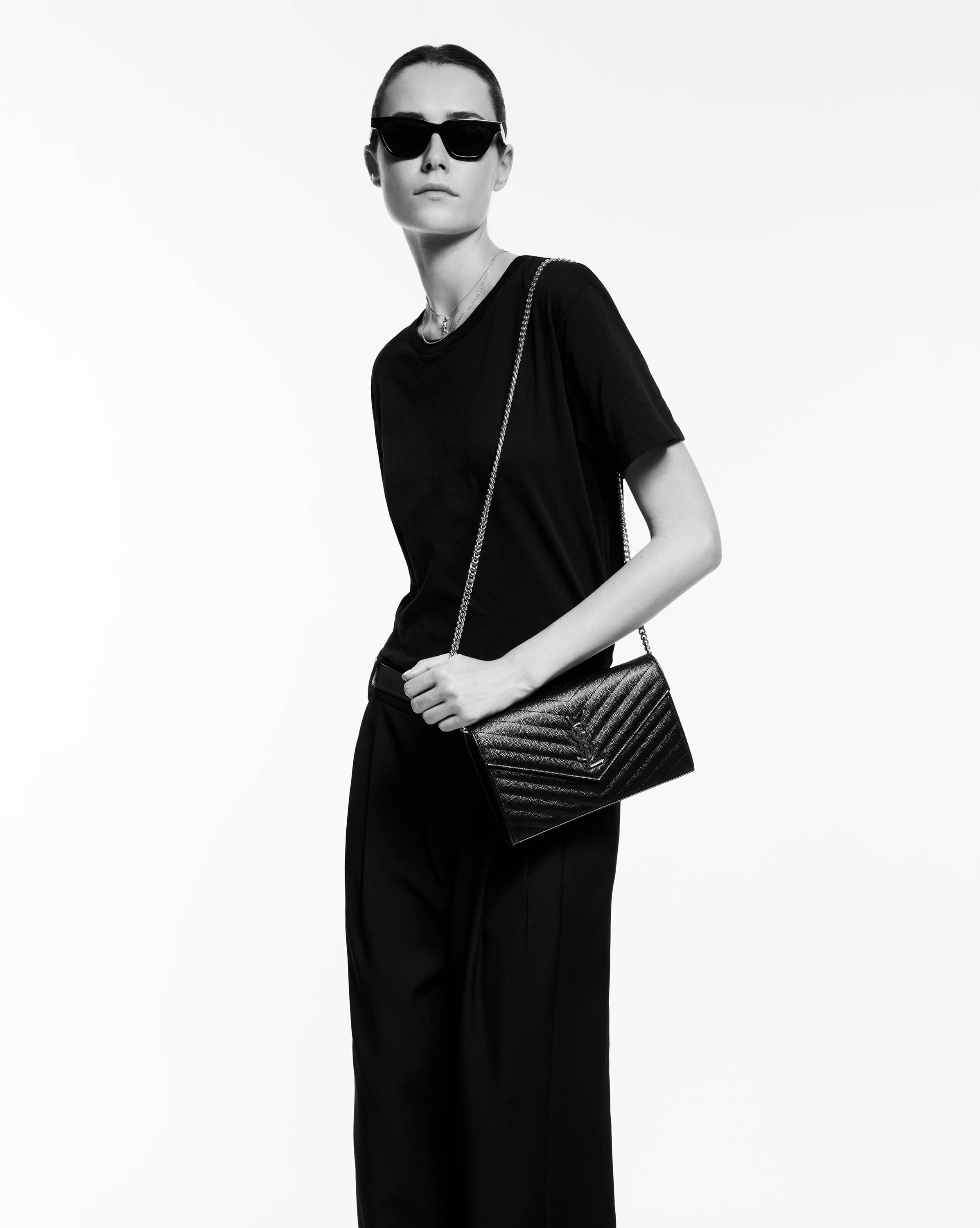Saint laurent classic monogramme chain wallet shop