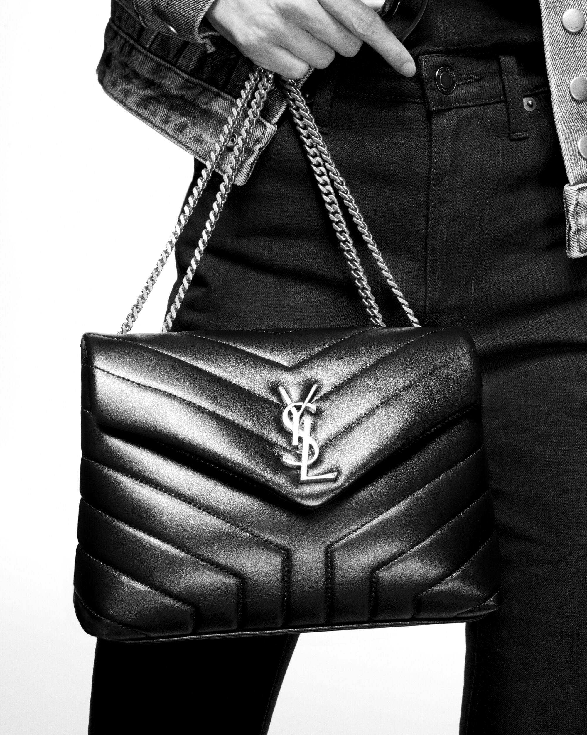 Small Loulou Chain Bag