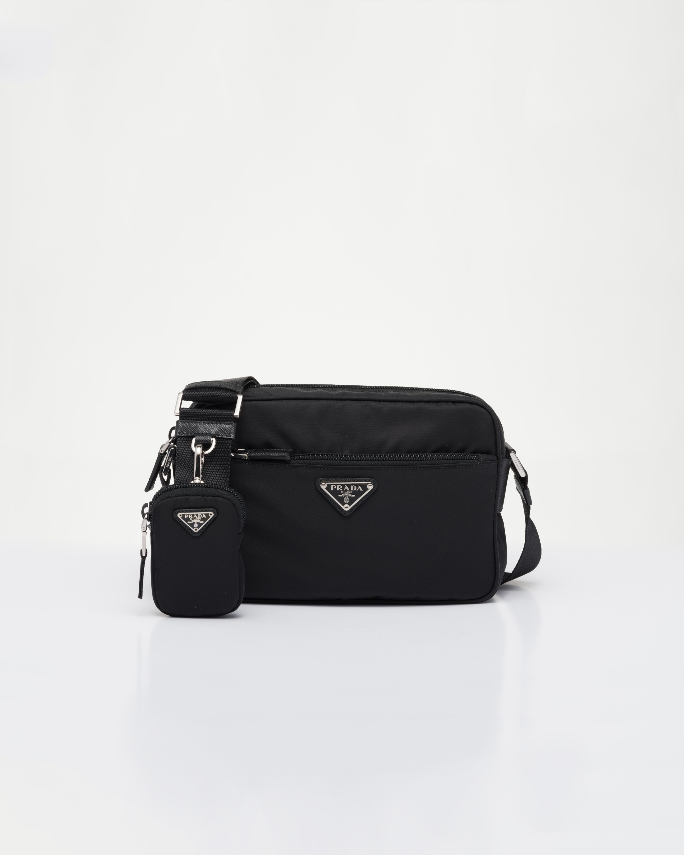 Re Nylon shoulder bag Reserve Collect